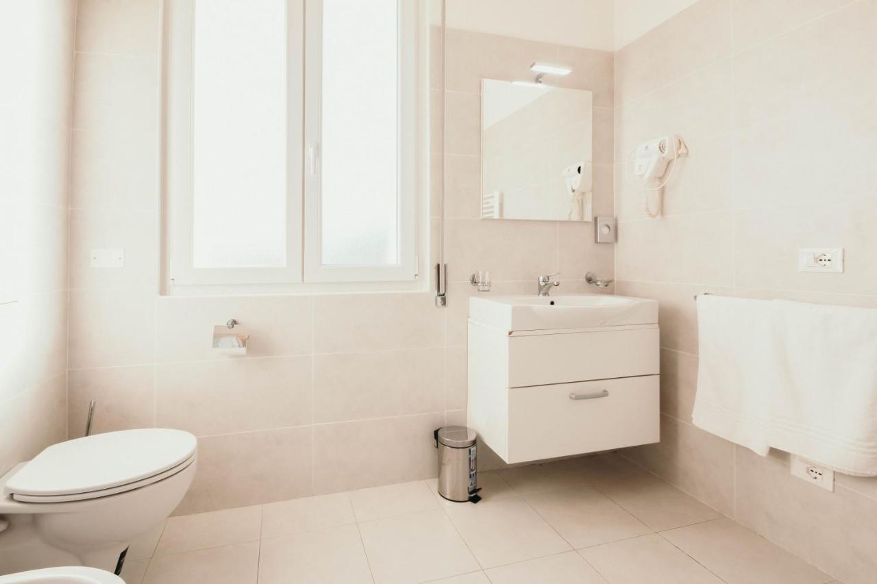 Al 13 Rosso - Lakeside Leisure & Business Stresa Ngoại thất bức ảnh